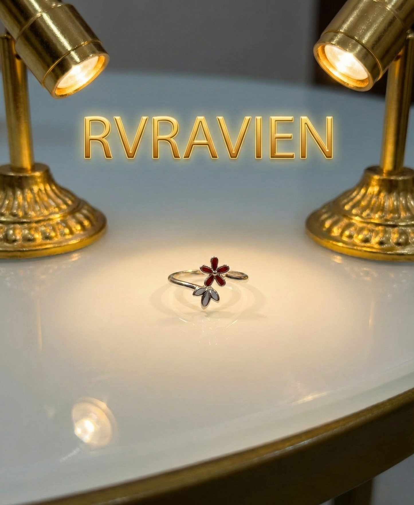 Silver Meadow Fleur Luxe Ring | RVR-23