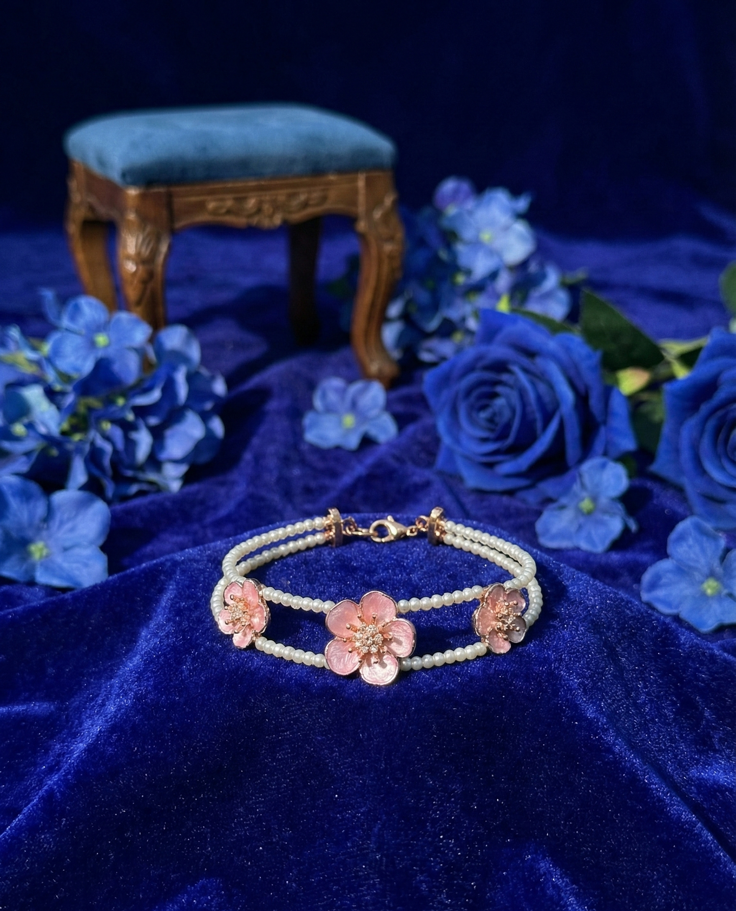 Silver Twilight Iris Bracelet | RVB-11