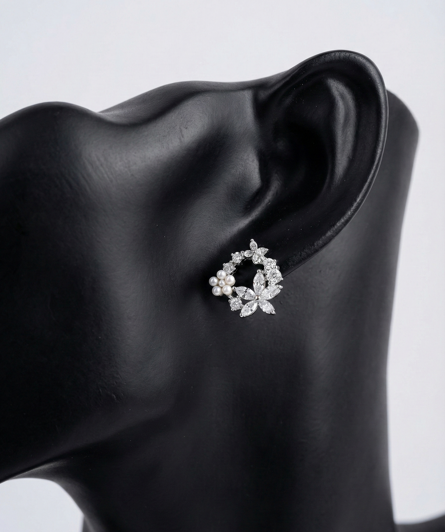 Silver Moonlit Petal Earrings | RVER-33