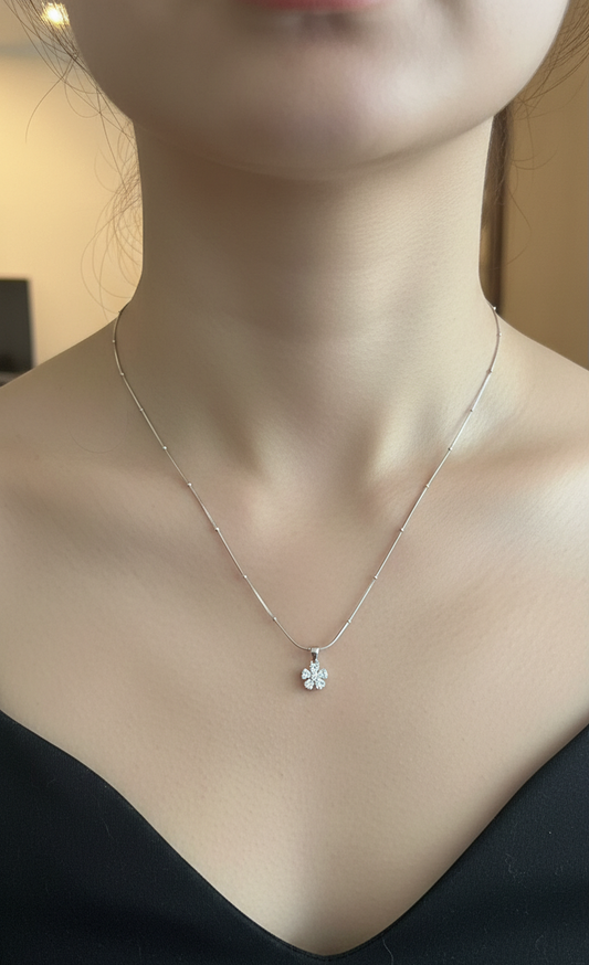 Silver Timeless Bloom Pendant | RP-23
