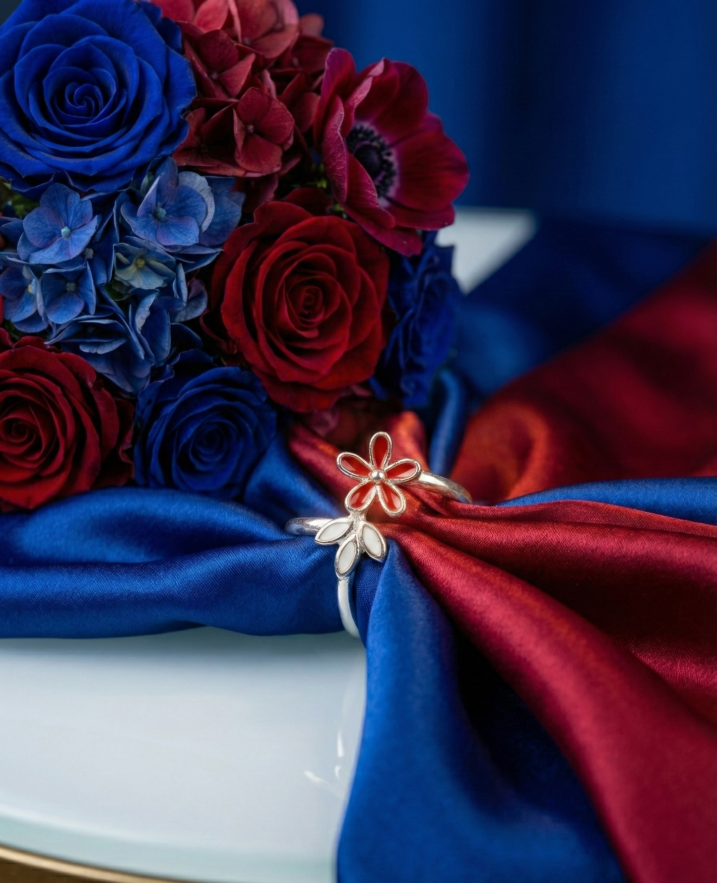 Silver Meadow Fleur Luxe Ring | RVR-23