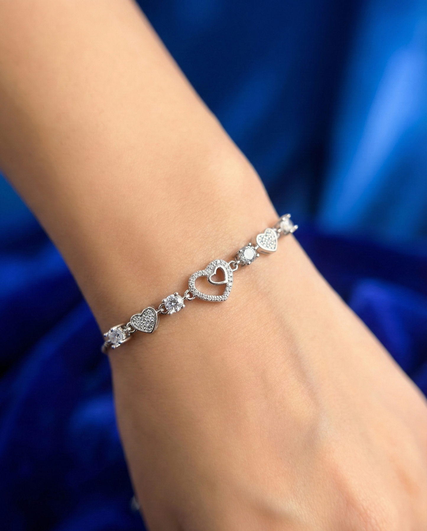 Silver Moonstone Heart Bracelet | RVB-42