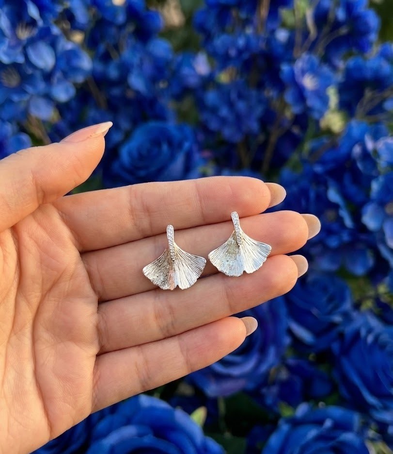 Pure Luna Studs Ear rings | RVER-32