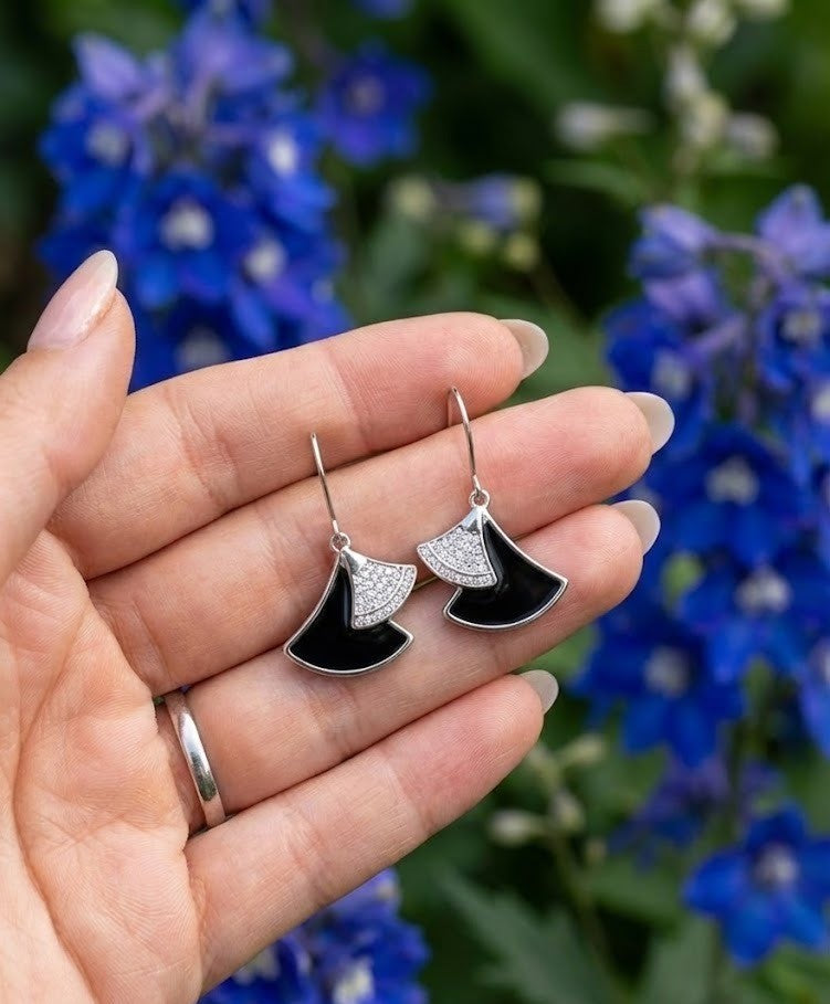 Silver Black Celestia Ear Rings | RVER11