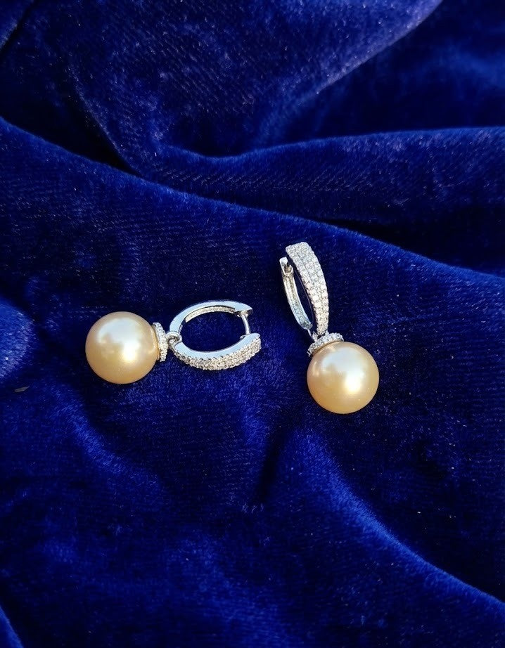 Silver Glacier Pearl Ear Ring | RVER-18