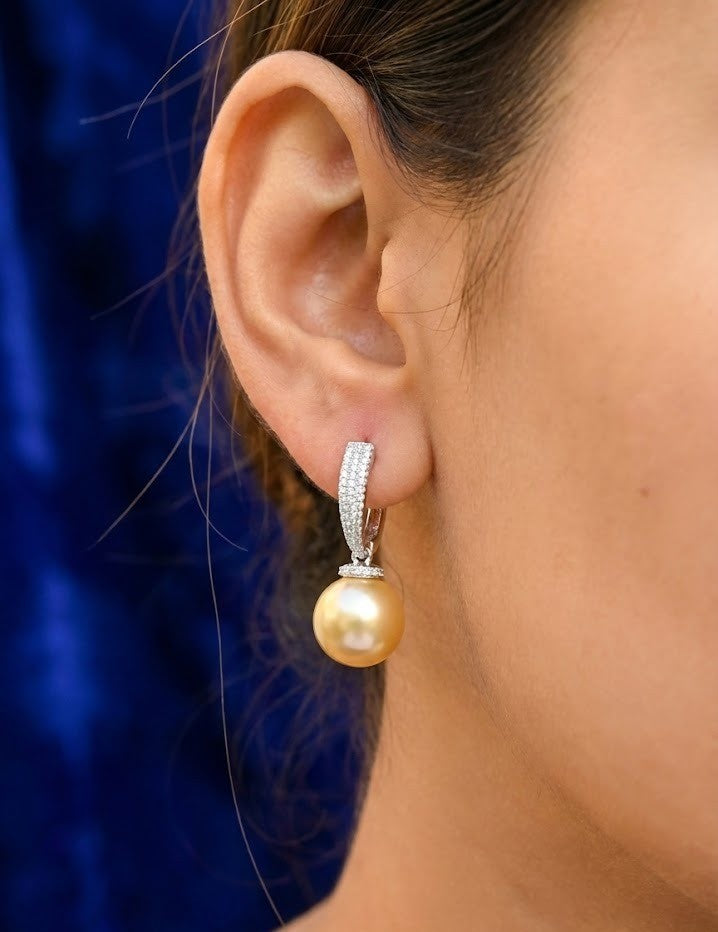 Silver Glacier Pearl Ear Ring | RVER-18