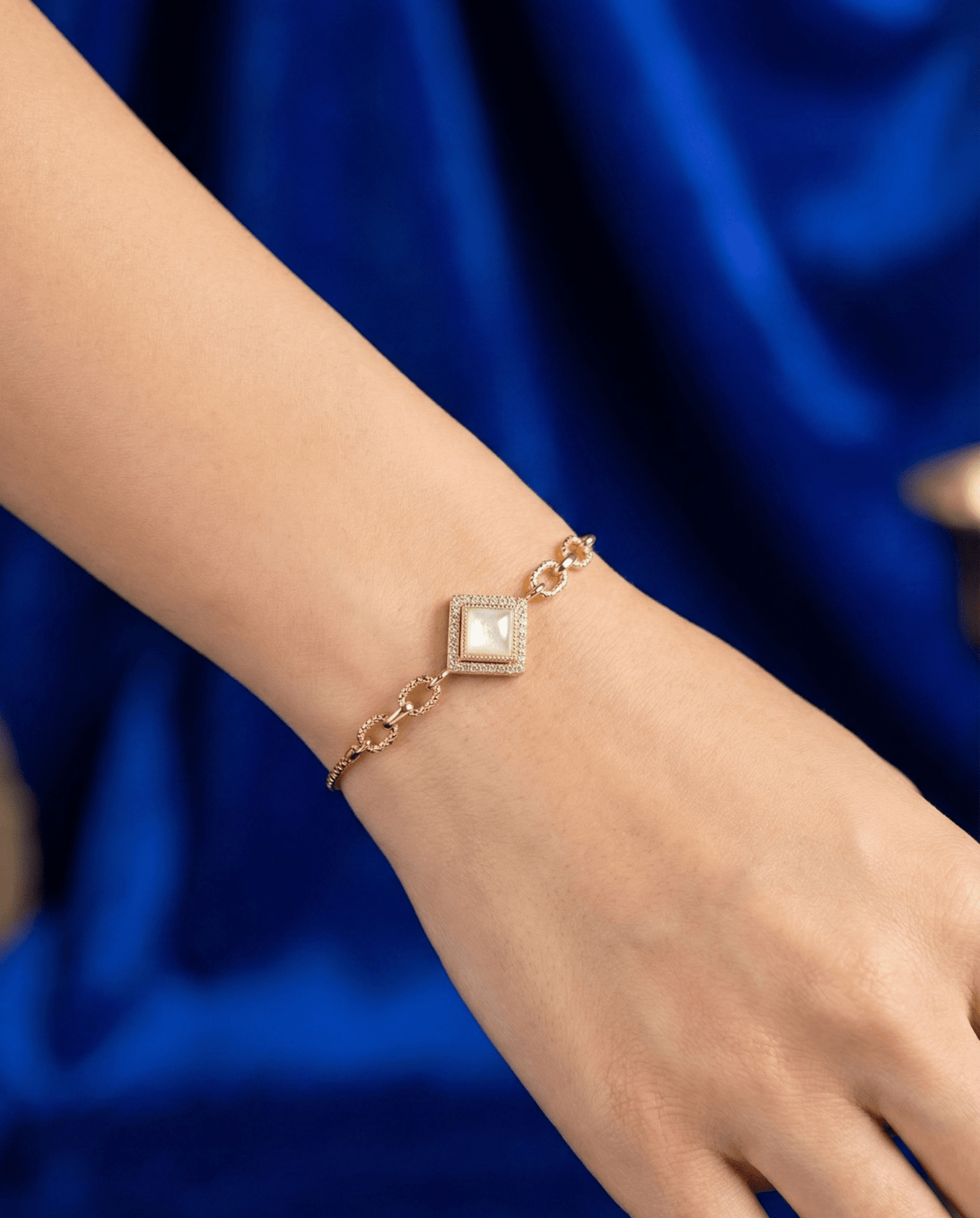 Golden Shade Diamond Meadow Bracelet | RVB-18
