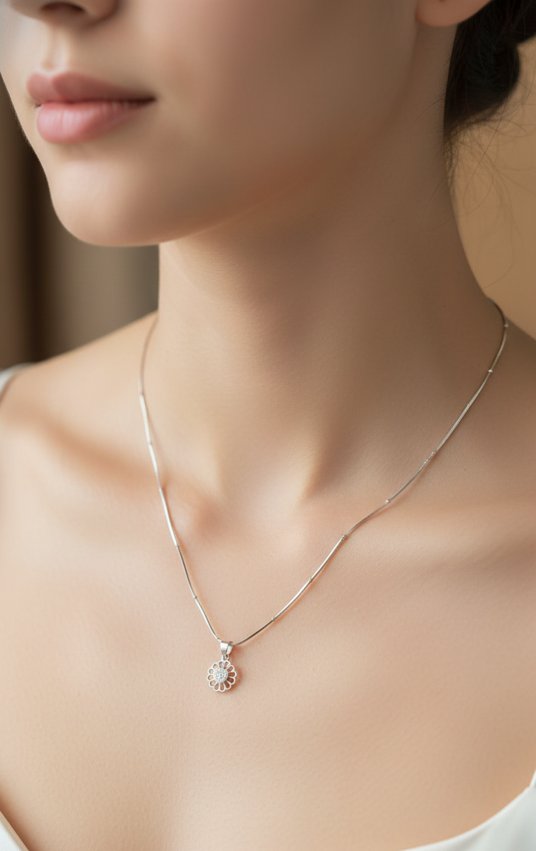 Silver Opulent Aura Pendant | RP-22