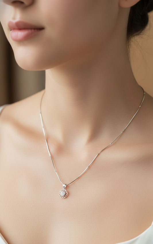 Silver Opulent Aura Pendant | RP-22