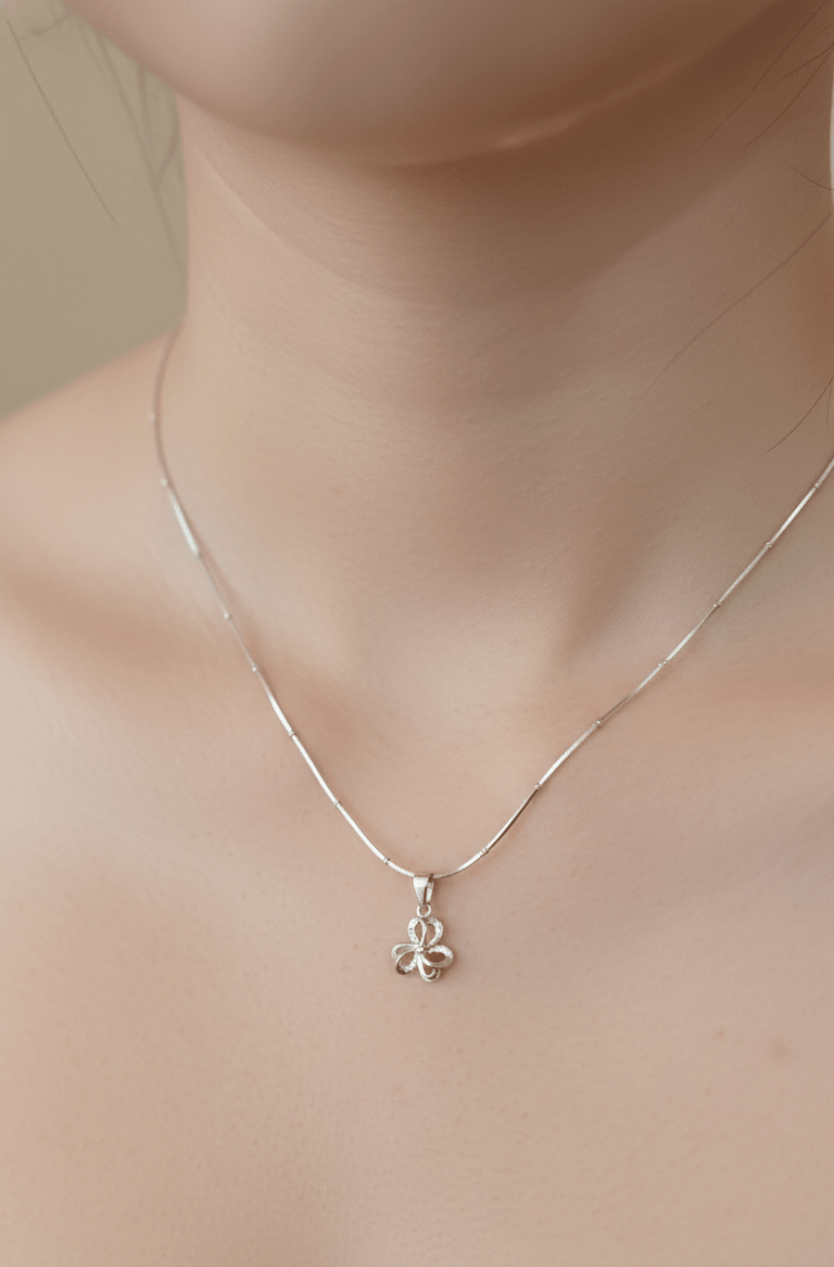 Silver Cosmica Royale Pendant | RP-8