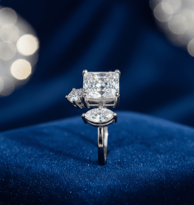 Silver Lunar Crest Ring| RVRRR-9